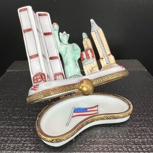 Limoges New York Skyline hand painted in France limited edition numbered 186/500